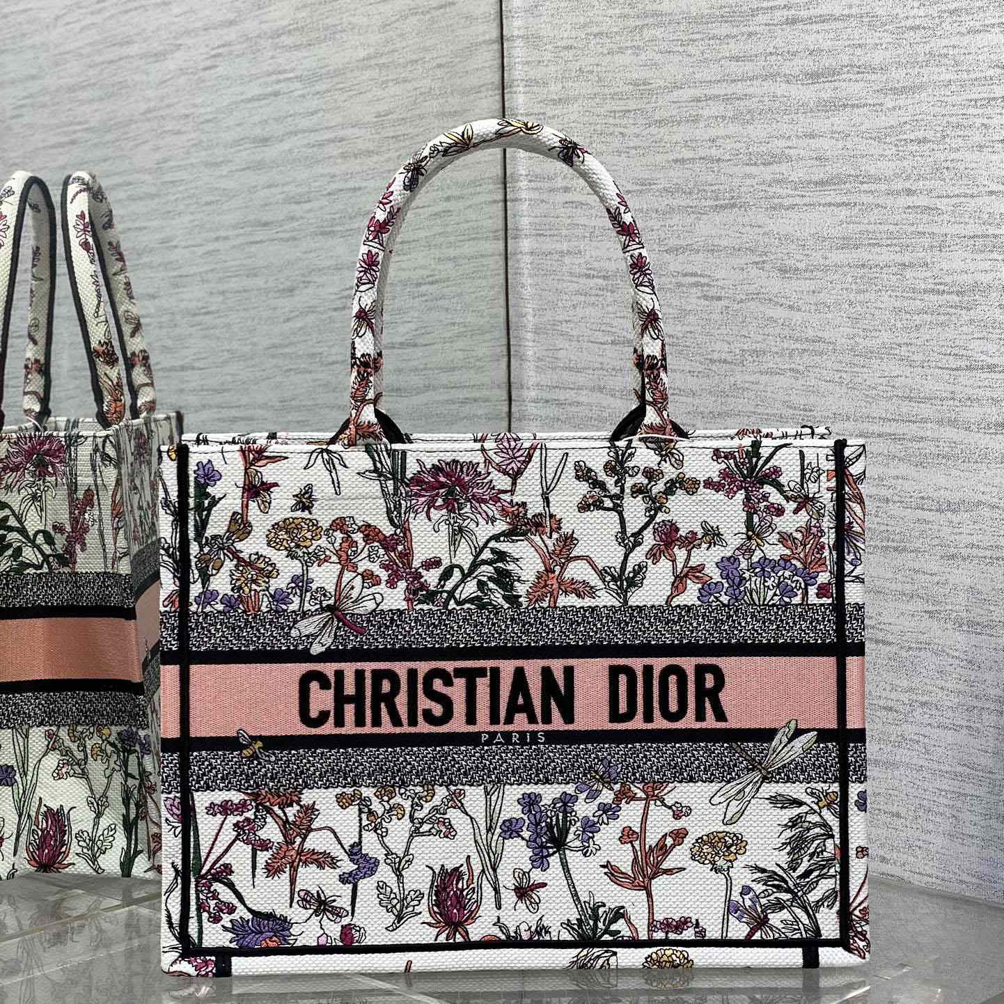 Dior Medium Dior Book Tote - DesignerGu