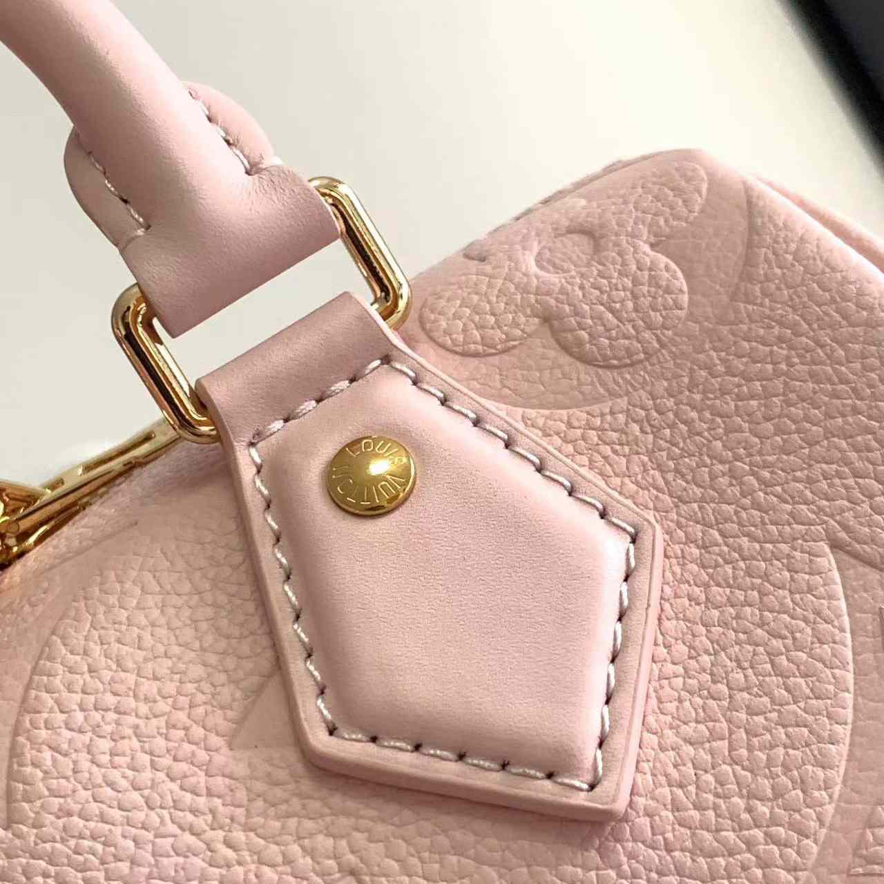 Louis Vuitton Speedy Bandoulière 20   M47136 - DesignerGu