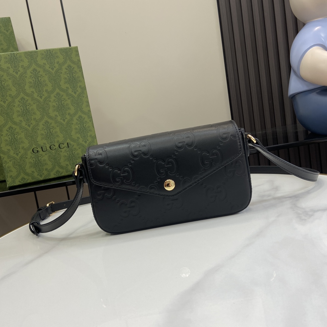 Gucci GG Super Mini Shoulder Bag - DesignerGu