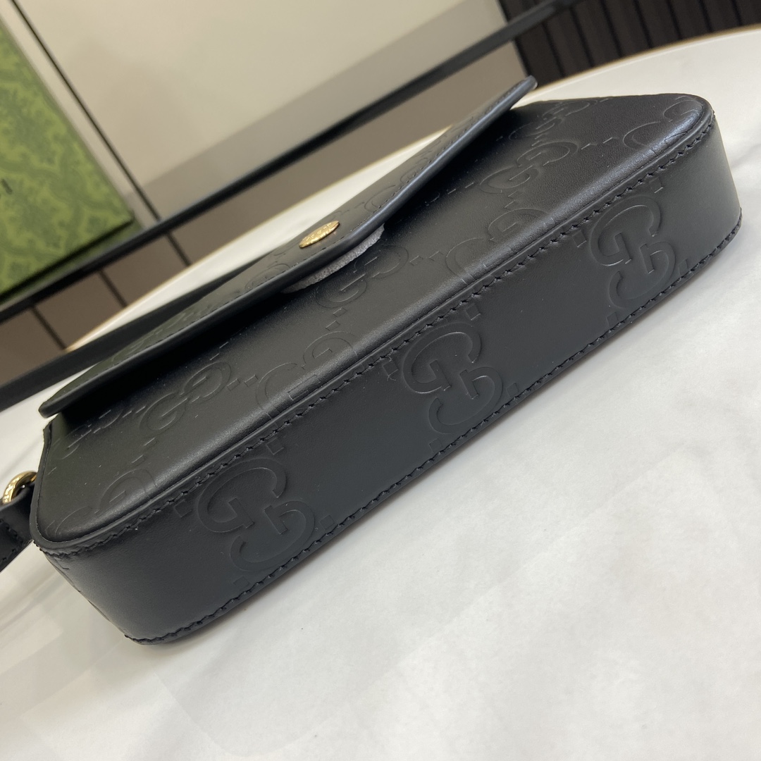 Gucci GG Super Mini Shoulder Bag - DesignerGu