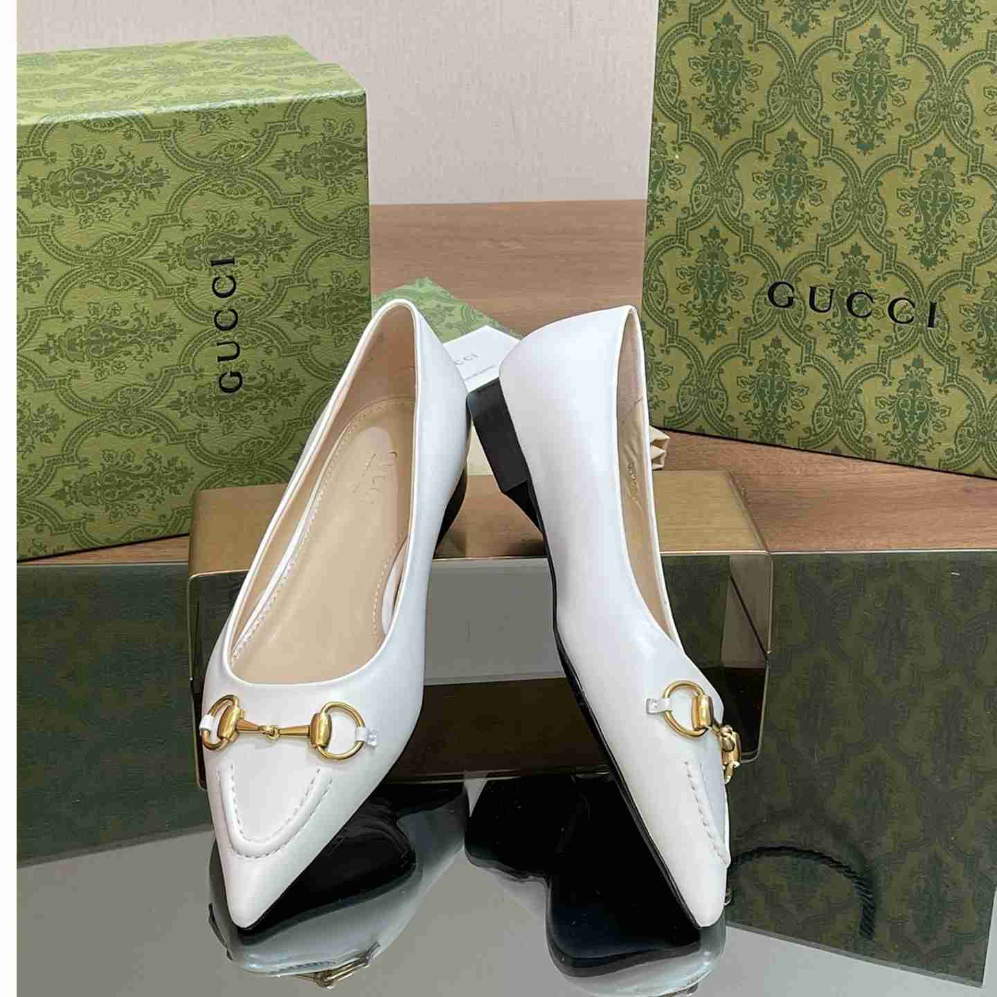 Gucci Women's Ballet Flat With Horsebit - DesignerGu