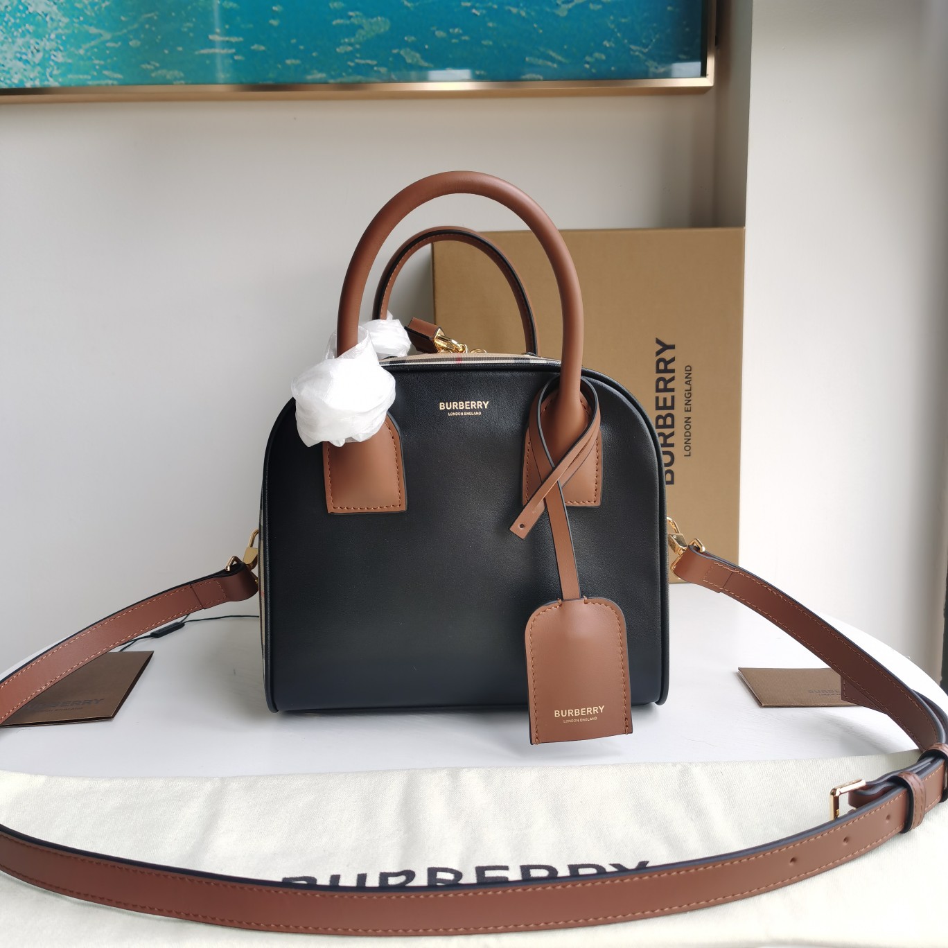 Burberry Cube Bag Leather With Vintage Check   W34 x H21 x D19cm - DesignerGu