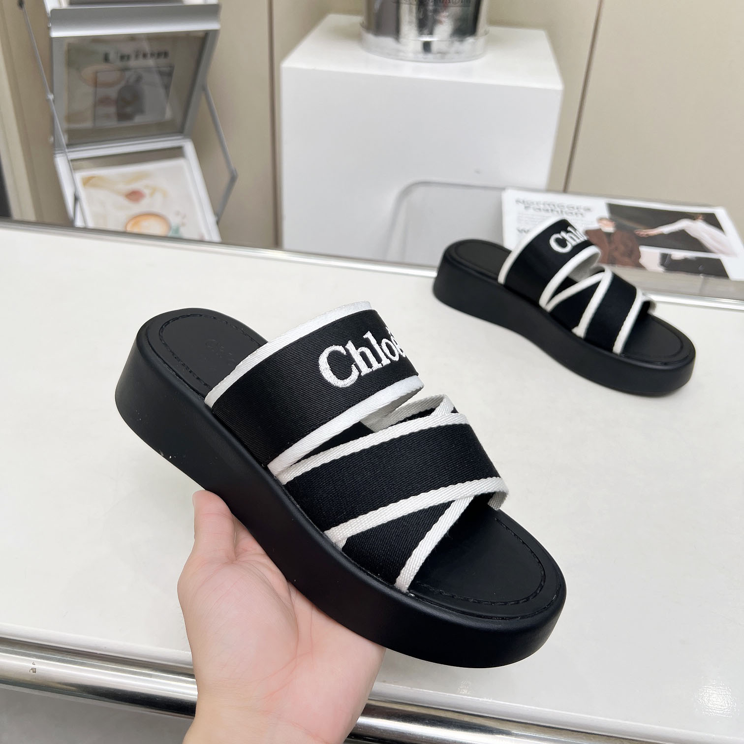 Chloe Women's Black Mila Logo Flatform Slides - DesignerGu