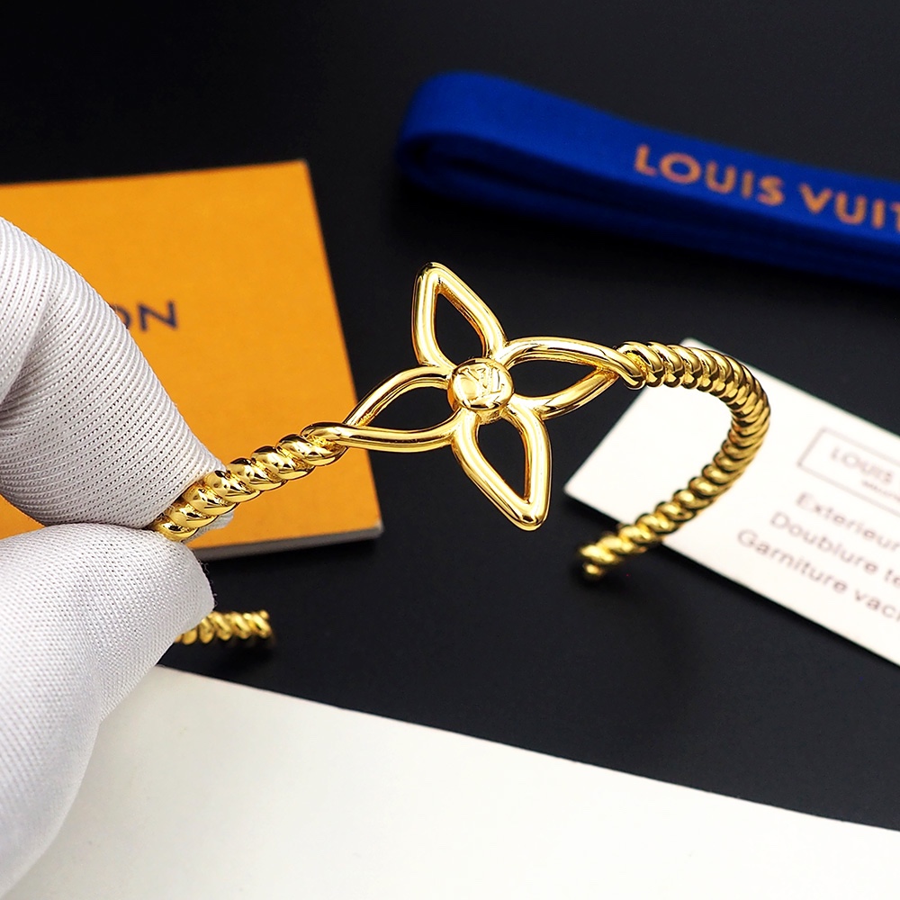 Louis Vuitton Nautical Rigid Bracelet   M1606 - DesignerGu