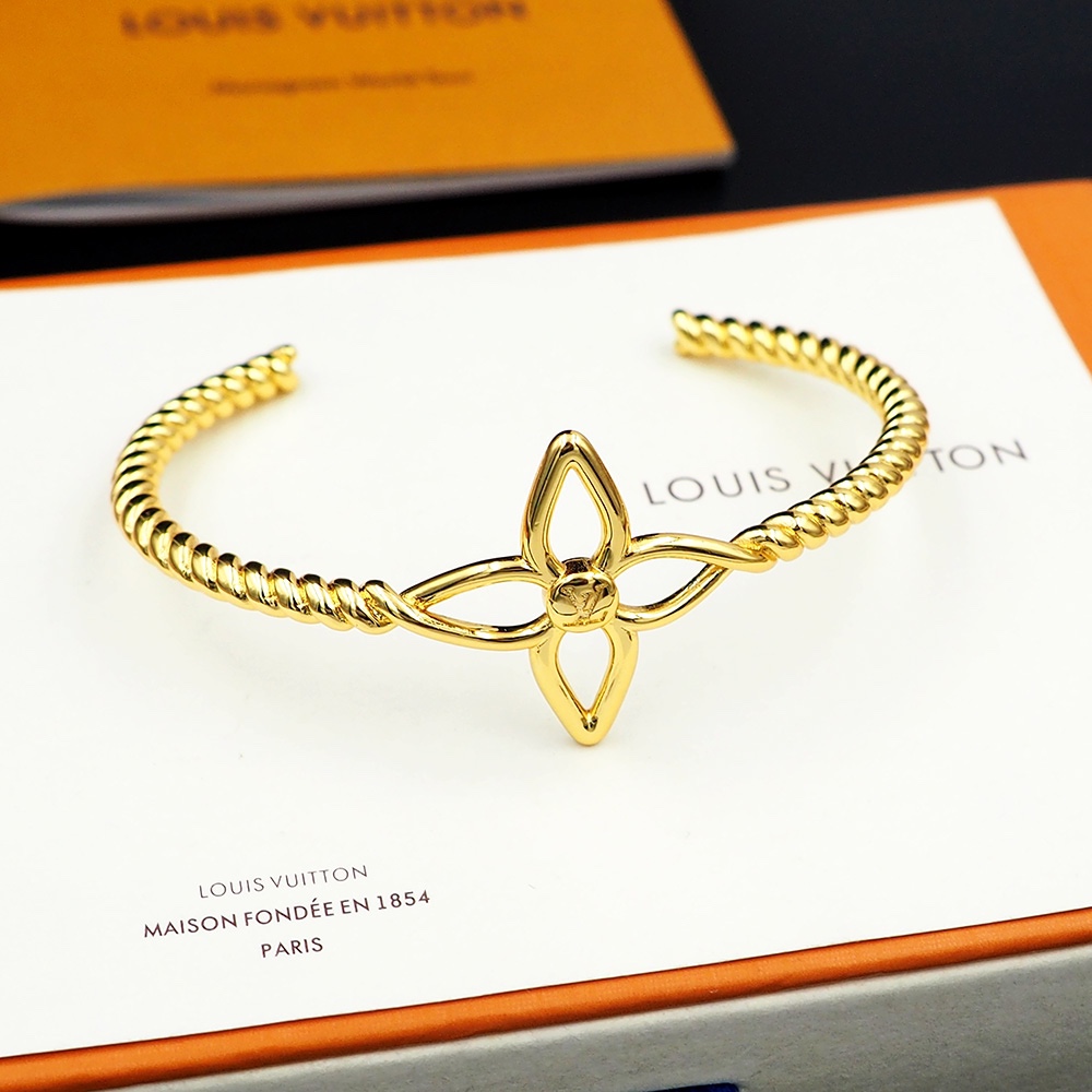 Louis Vuitton Nautical Rigid Bracelet   M1606 - DesignerGu