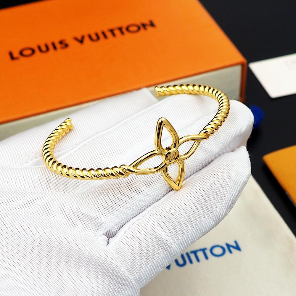 Louis Vuitton Nautical Rigid Bracelet   M1606 - DesignerGu