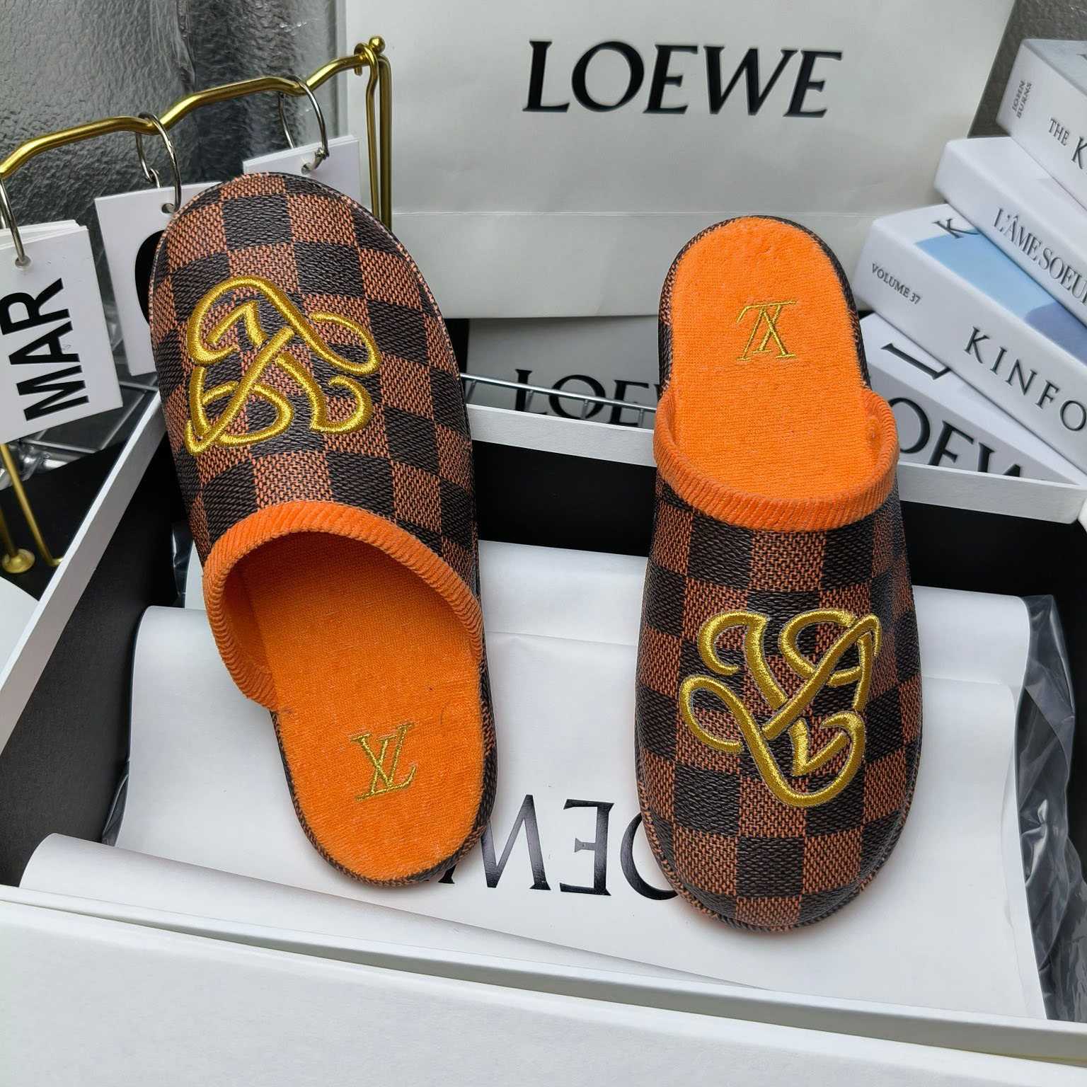 Louis Vuitton LV Palace Slipper   1ACNJB - DesignerGu