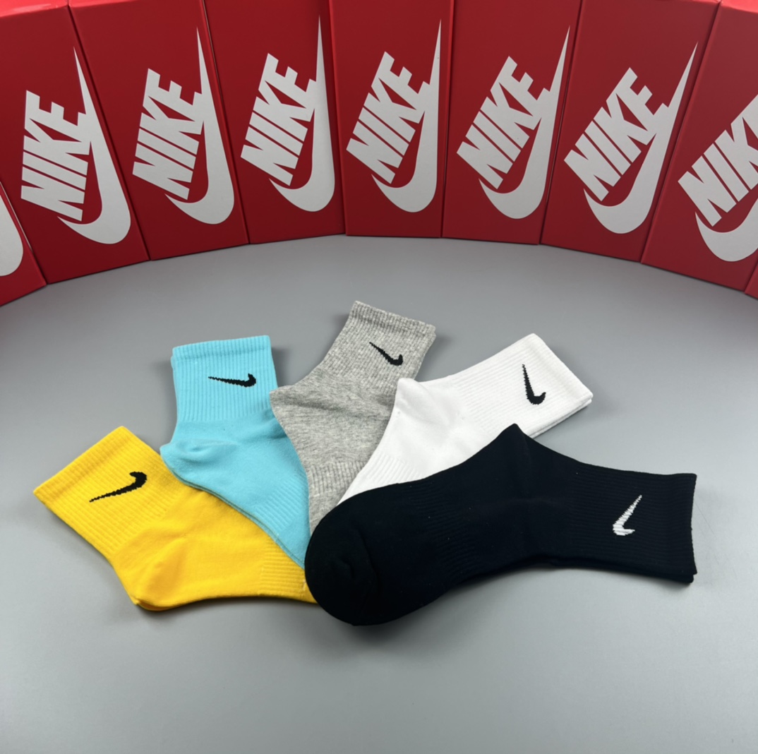 Nike Socks /Box - DesignerGu