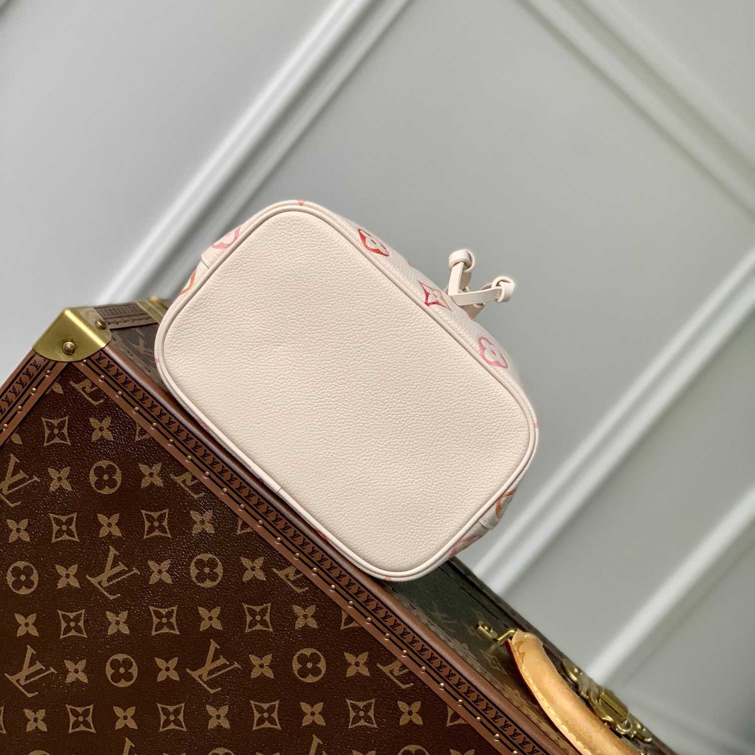 Louis Vuitton Néonoé BB   M24649 - DesignerGu