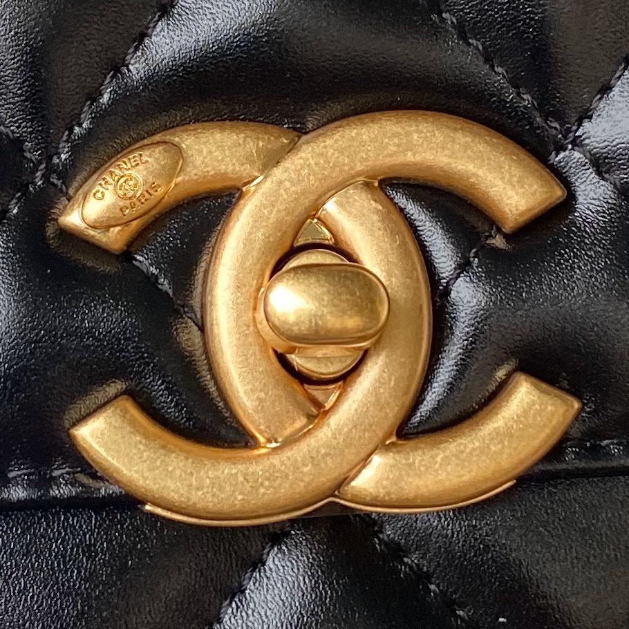 Chanel Lambskin Flap Bag  22×14.5×8cm - DesignerGu