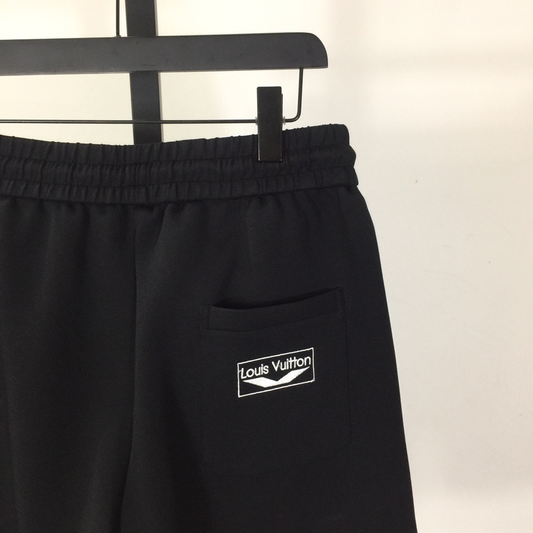 Louis Vuitton Logo Shorts    - DesignerGu