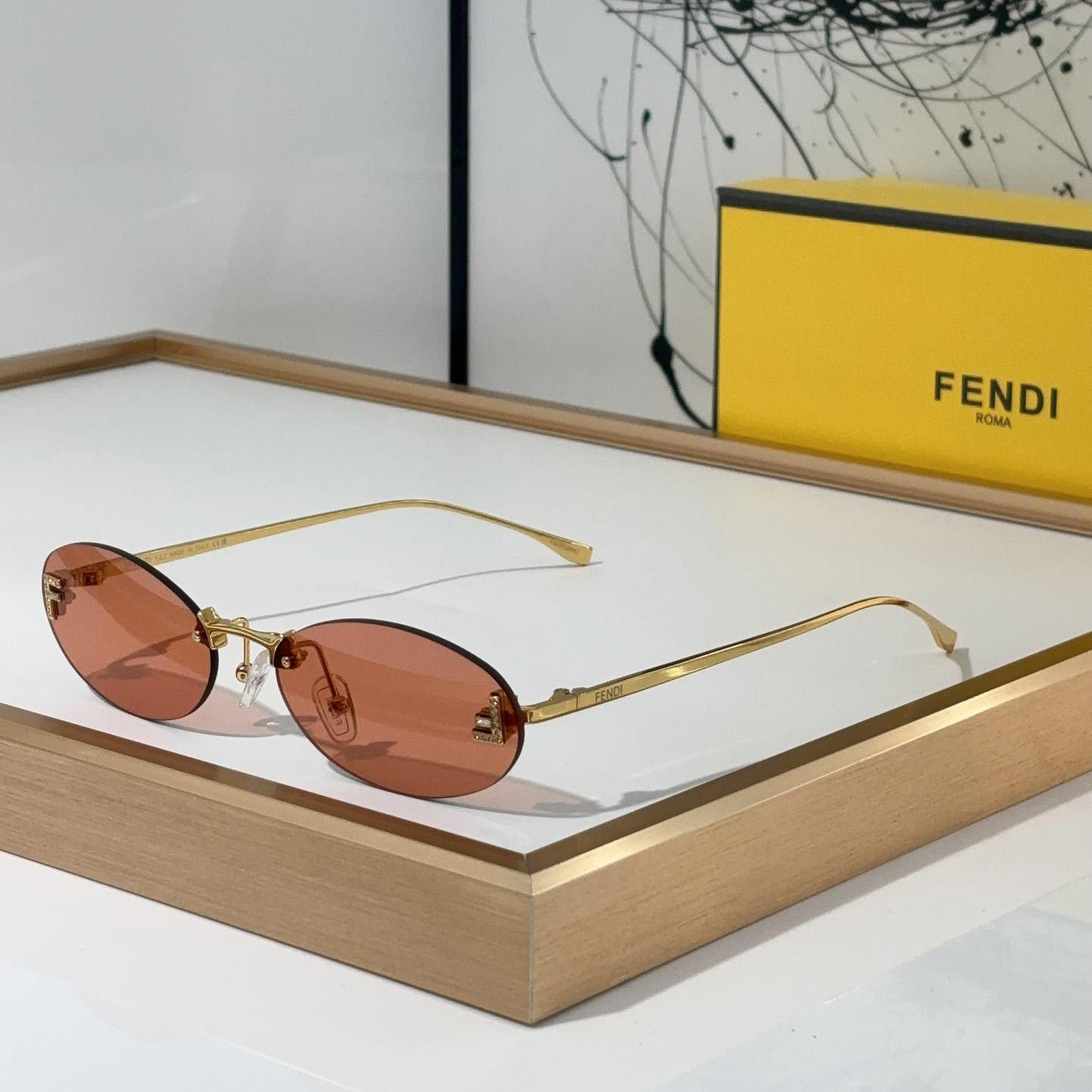 Fendi FE4075US Sunglasses - DesignerGu