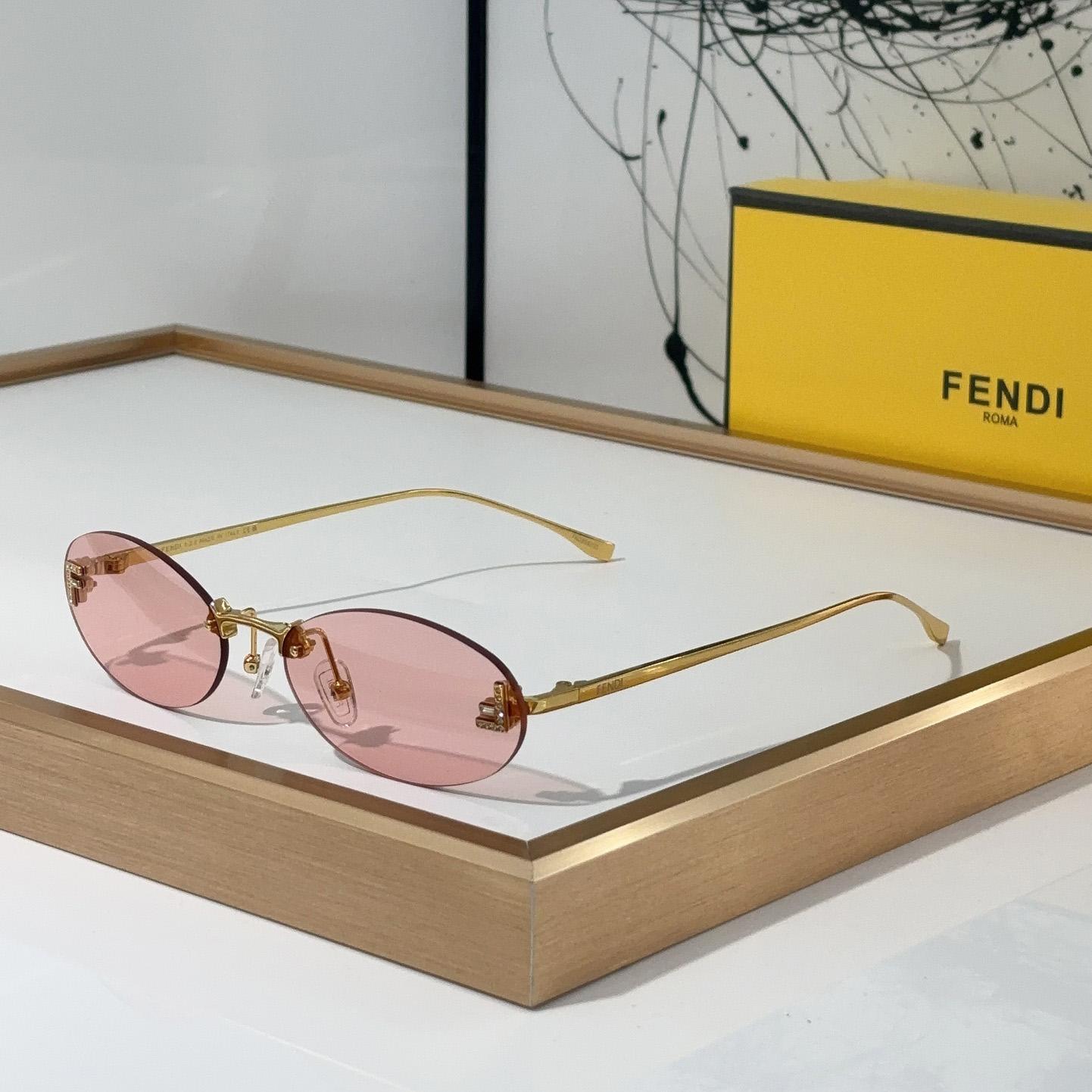 Fendi FE4075US Sunglasses - DesignerGu