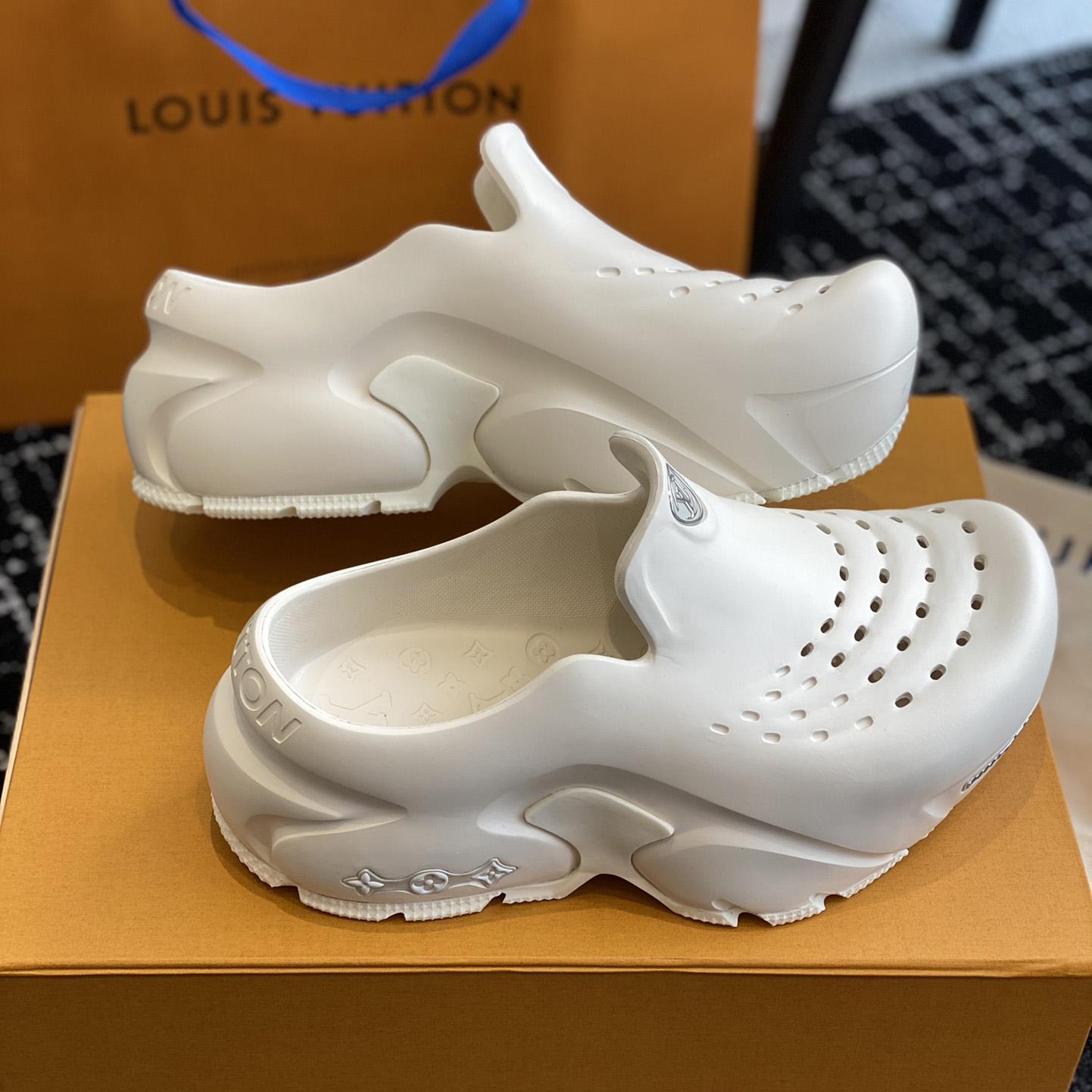 Louis Vuitton LV Shark Clog    - DesignerGu