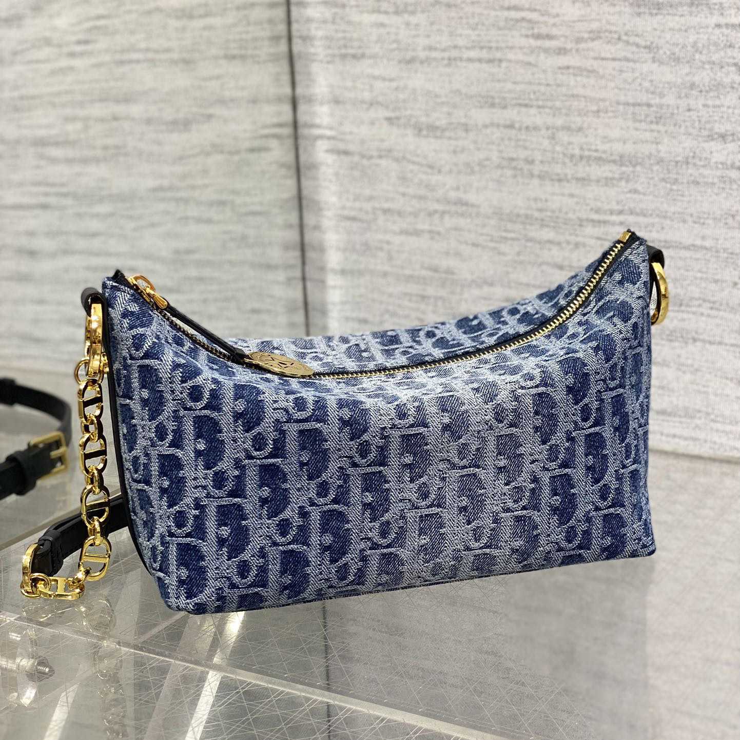 Dior Diorstar Hobo Bag With Chain - DesignerGu