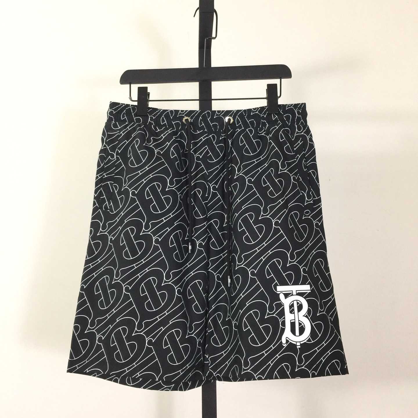 Burberry Shorts    - DesignerGu