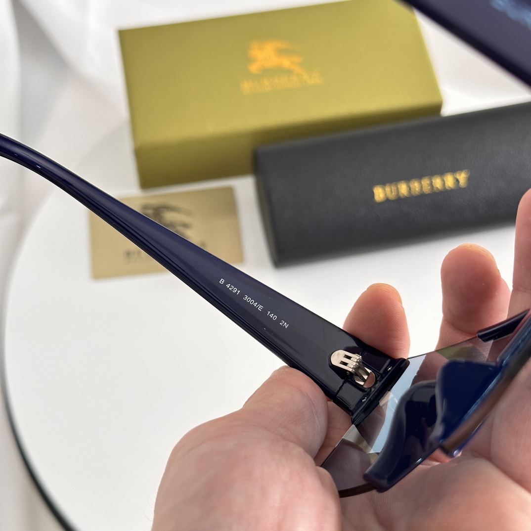 Burberry BE4291 Sunglasses   - DesignerGu