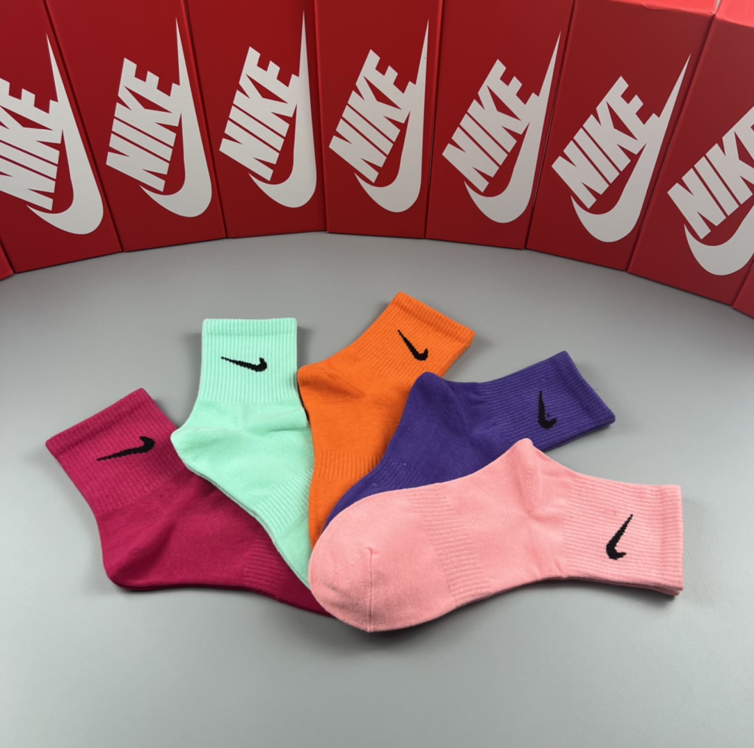 Nike Socks /Box - DesignerGu