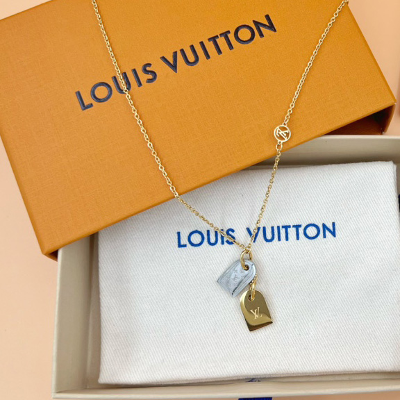 Louis Vuitton Nanogram Necklace   M63141 - DesignerGu