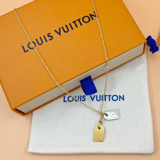 Louis Vuitton Nanogram Necklace   M63141 - DesignerGu