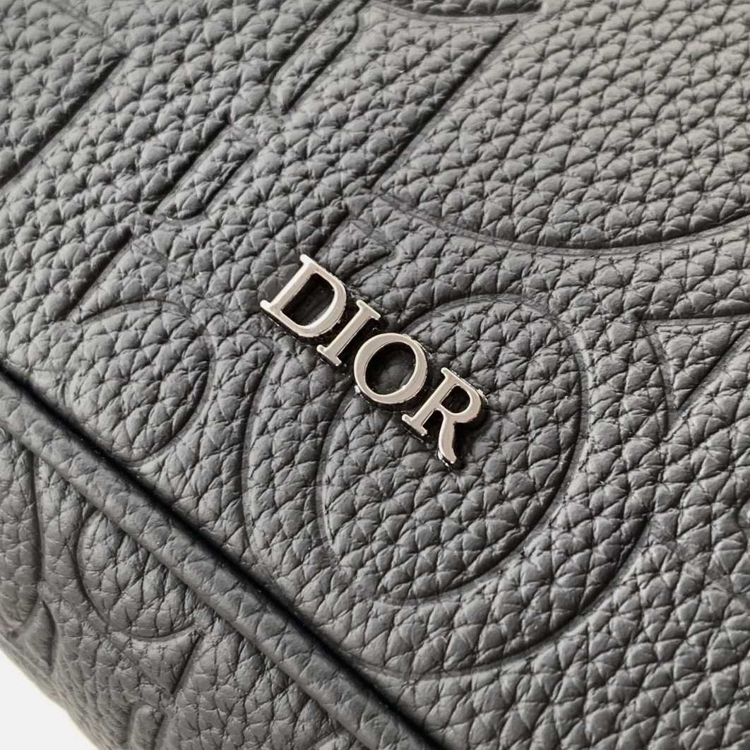 Dior Hit the Road Messenger Bag With Flap - DesignerGu