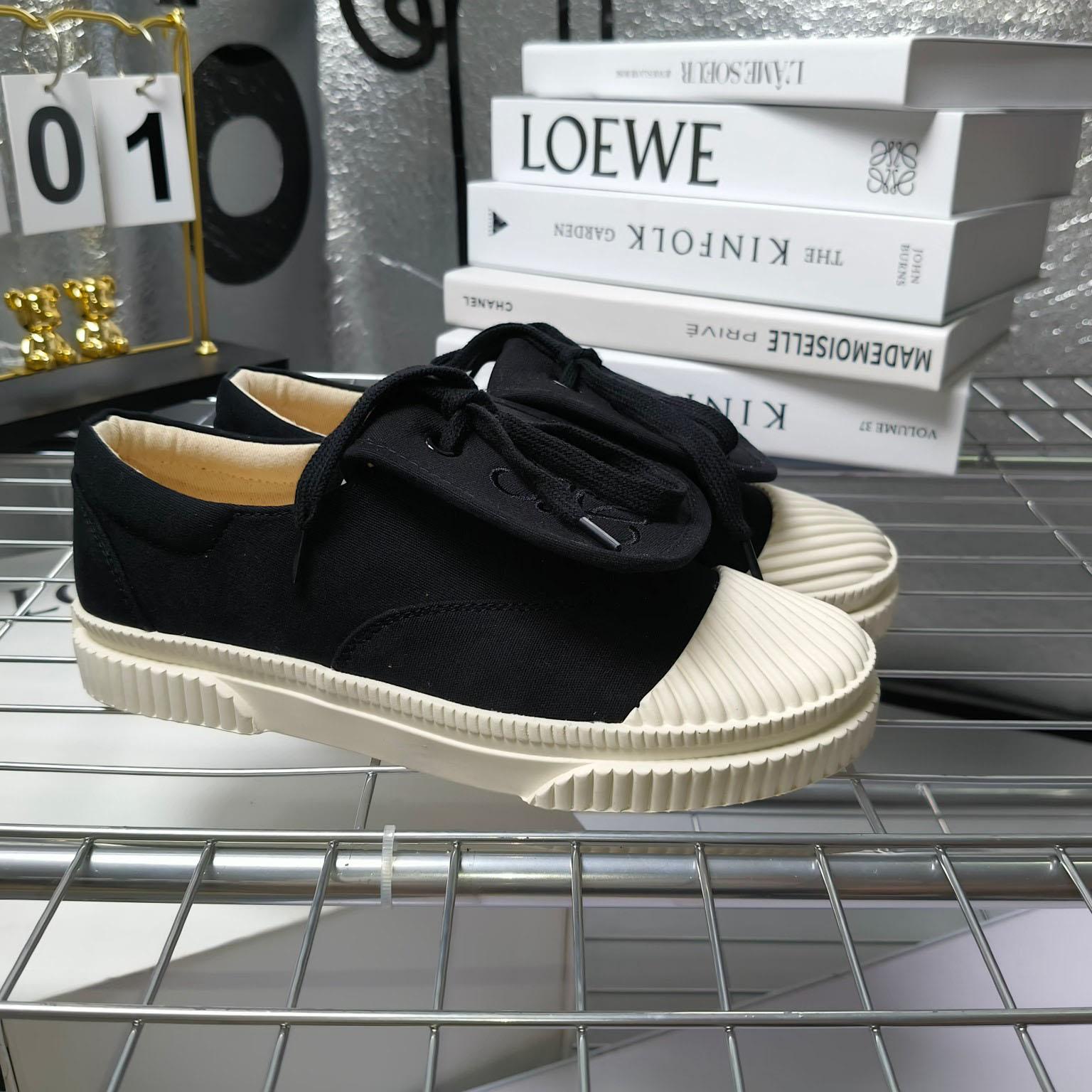 Loewe Anagram Embroidered Flap Low-Top Sneakers - DesignerGu