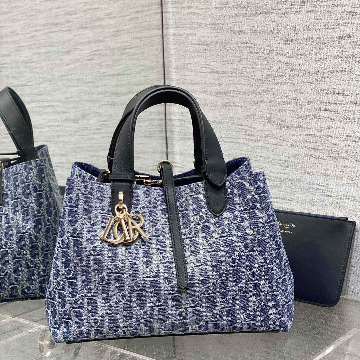 Dior Medium Dior Toujours Bag - DesignerGu