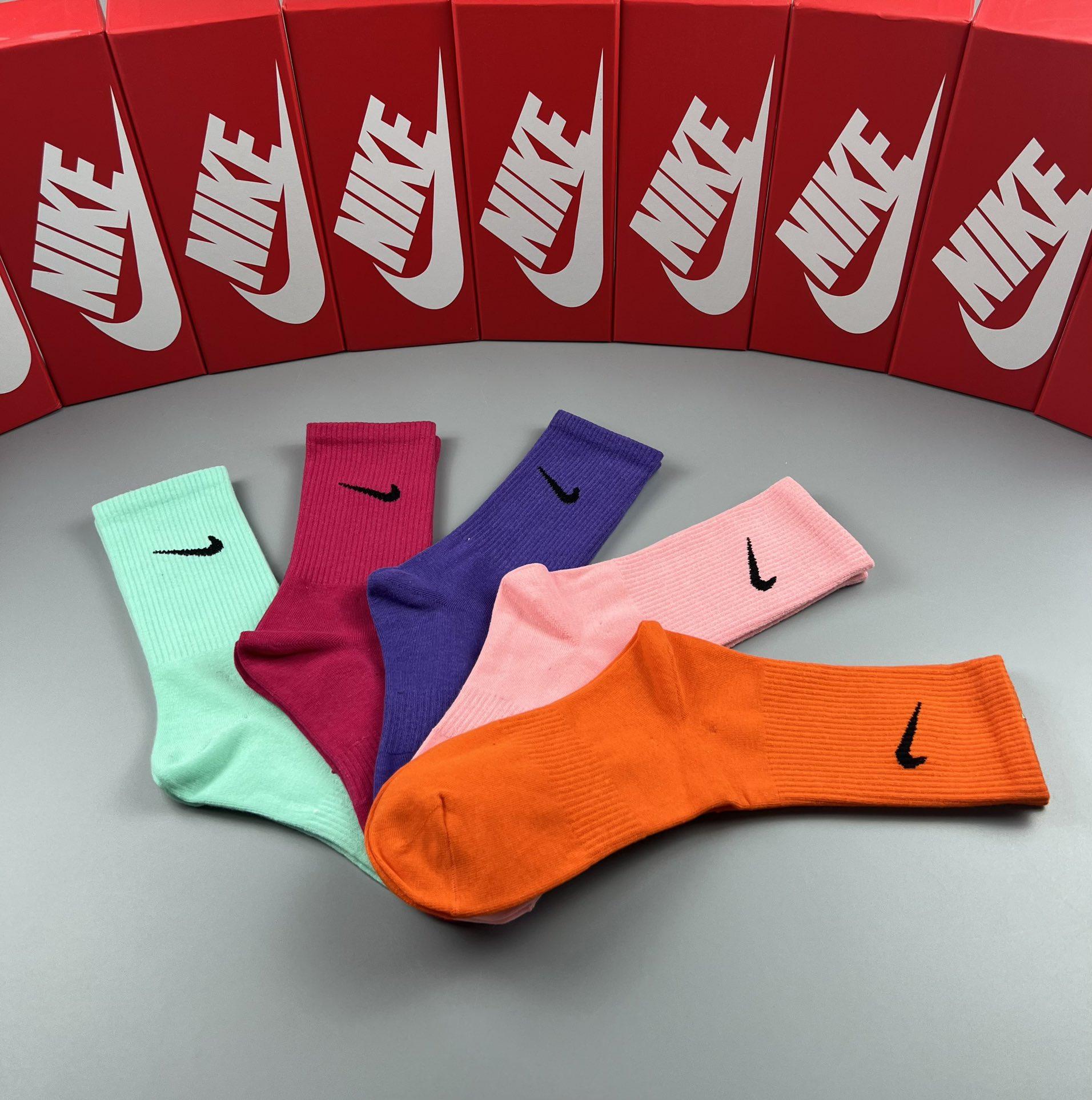 Nike Socks /Box - DesignerGu