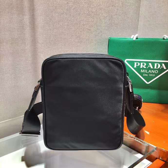 Prada Shoulder Bag ( 20-16-5cm) - DesignerGu