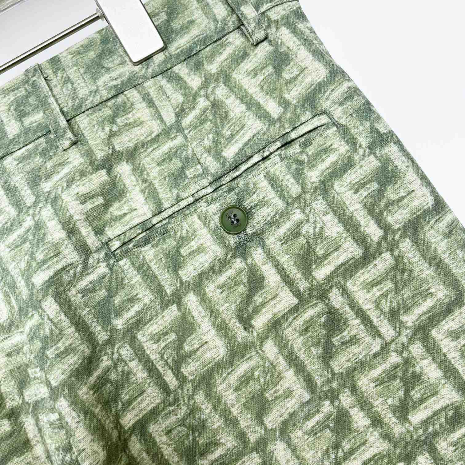 Fendi Short Trousers In Green FF Linen - DesignerGu