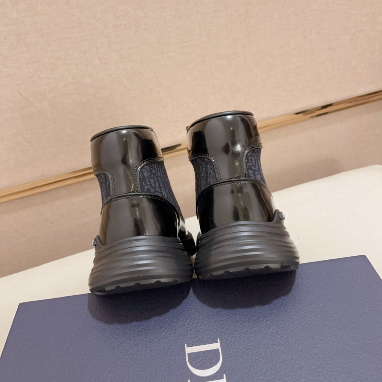 Dior Combat Ankle Boot - DesignerGu