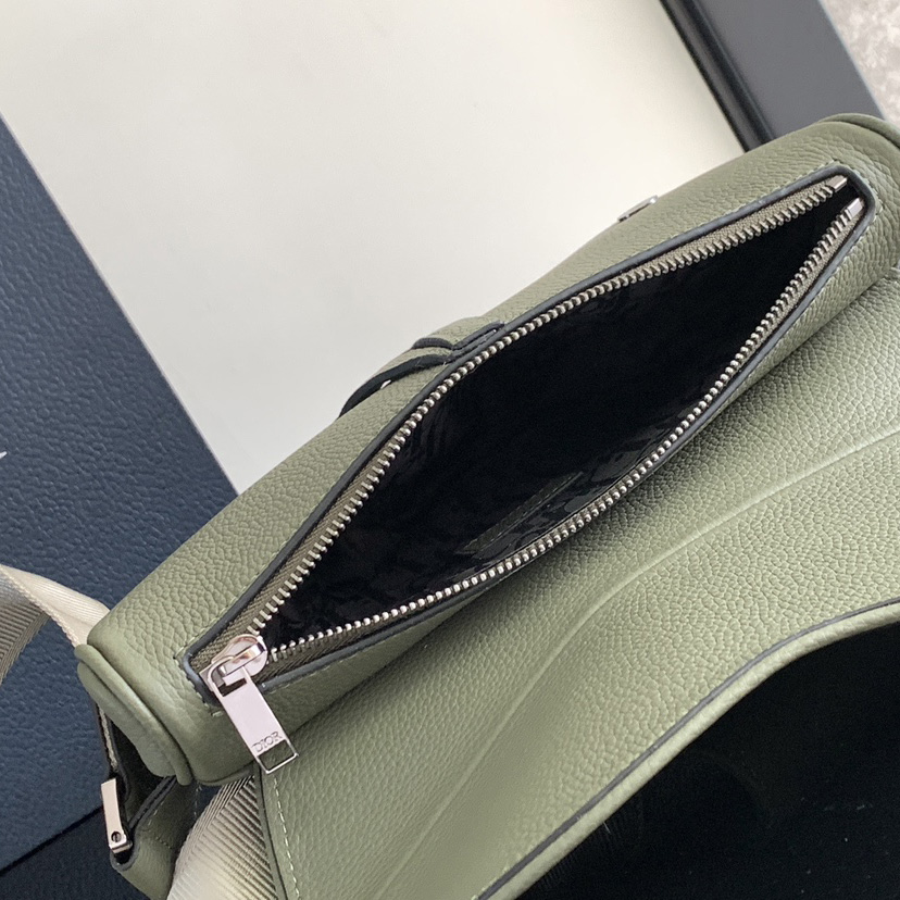 Dior Saddle Bag - DesignerGu