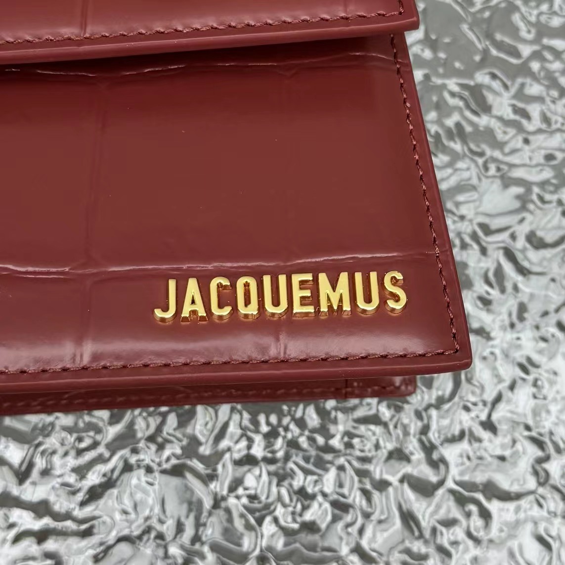 Jacquemus Le Chiquito Moyen Boucle - DesignerGu