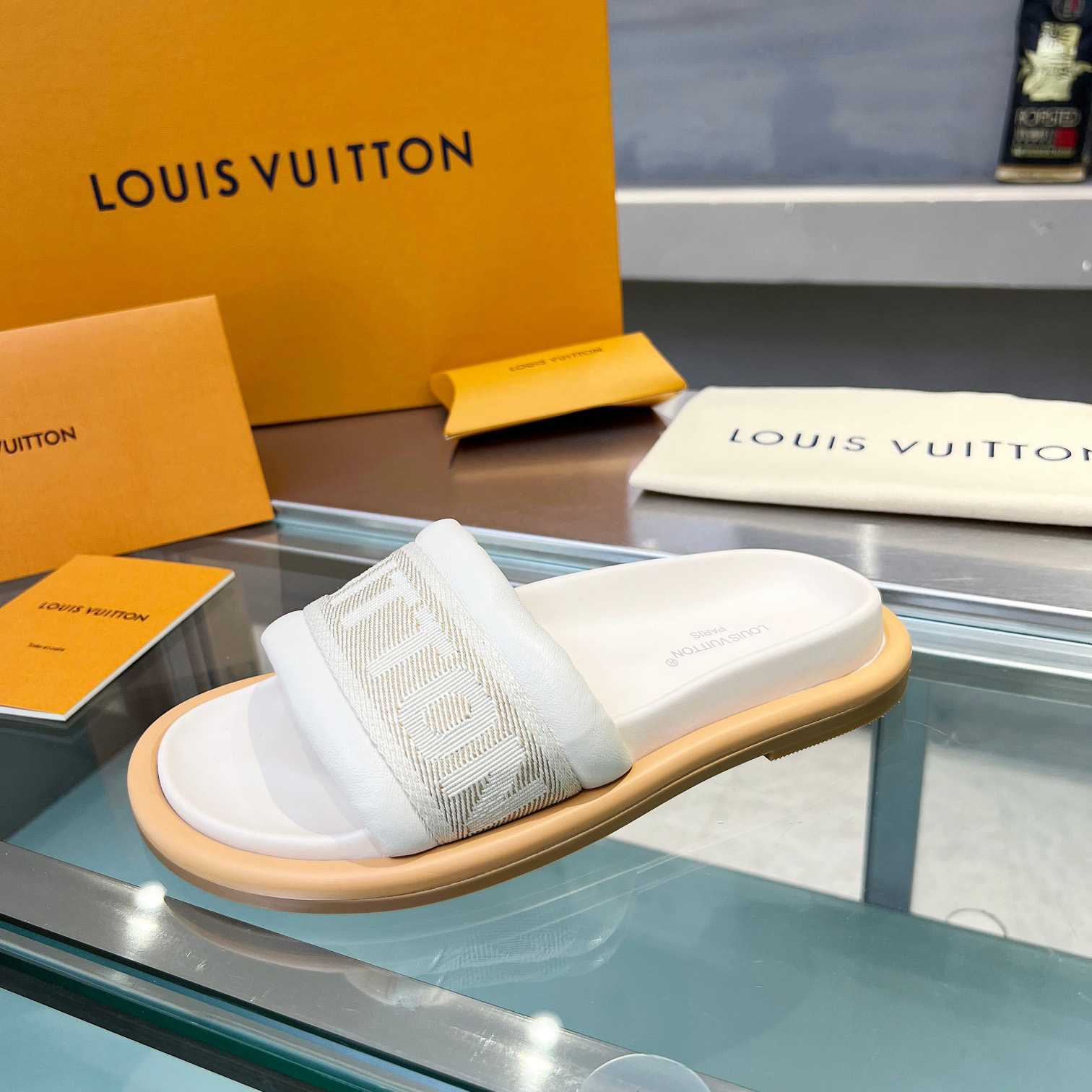 Louis Vuitton LV Bliss Comfort Mule   1ACTIR - DesignerGu