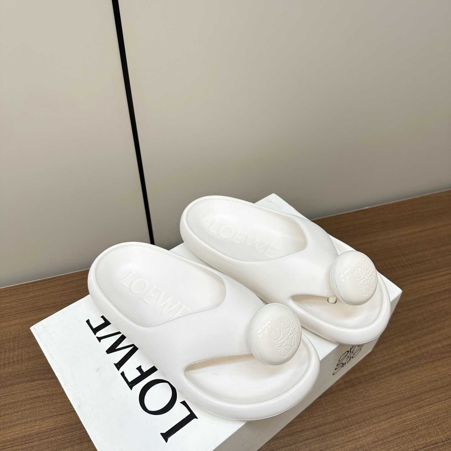 Loewe Paula's Ibiza Bubble Rubber Thong Sandals - DesignerGu