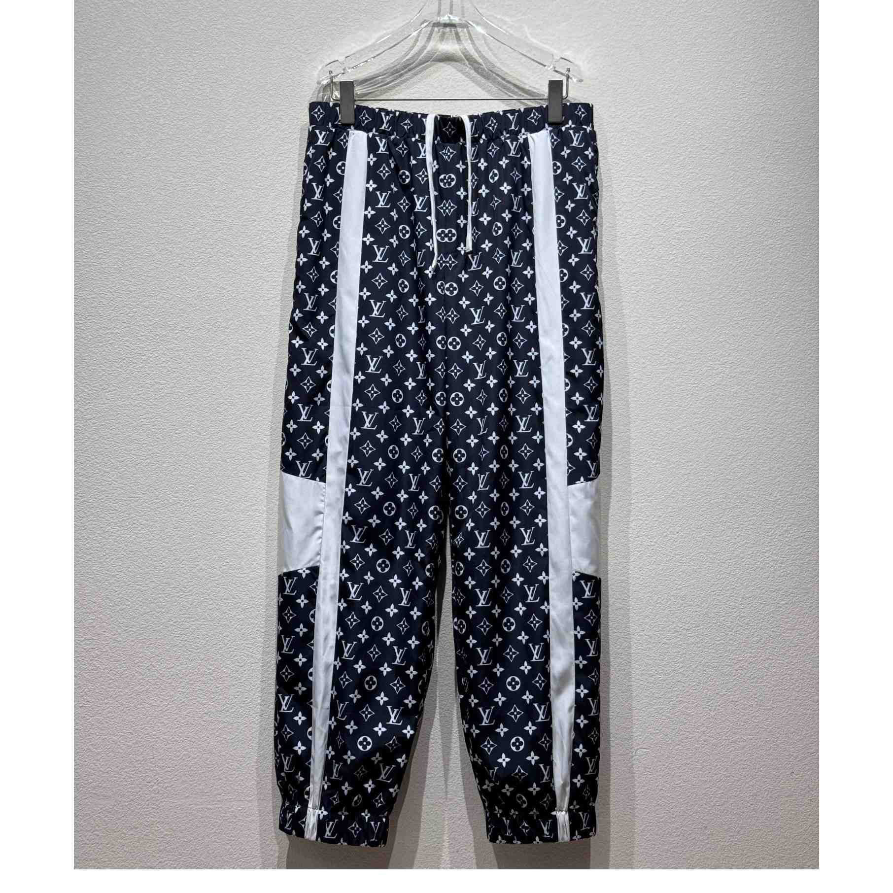 Louis Vuitton Monogram Printed Technical Track Pants   1AFWQD - DesignerGu