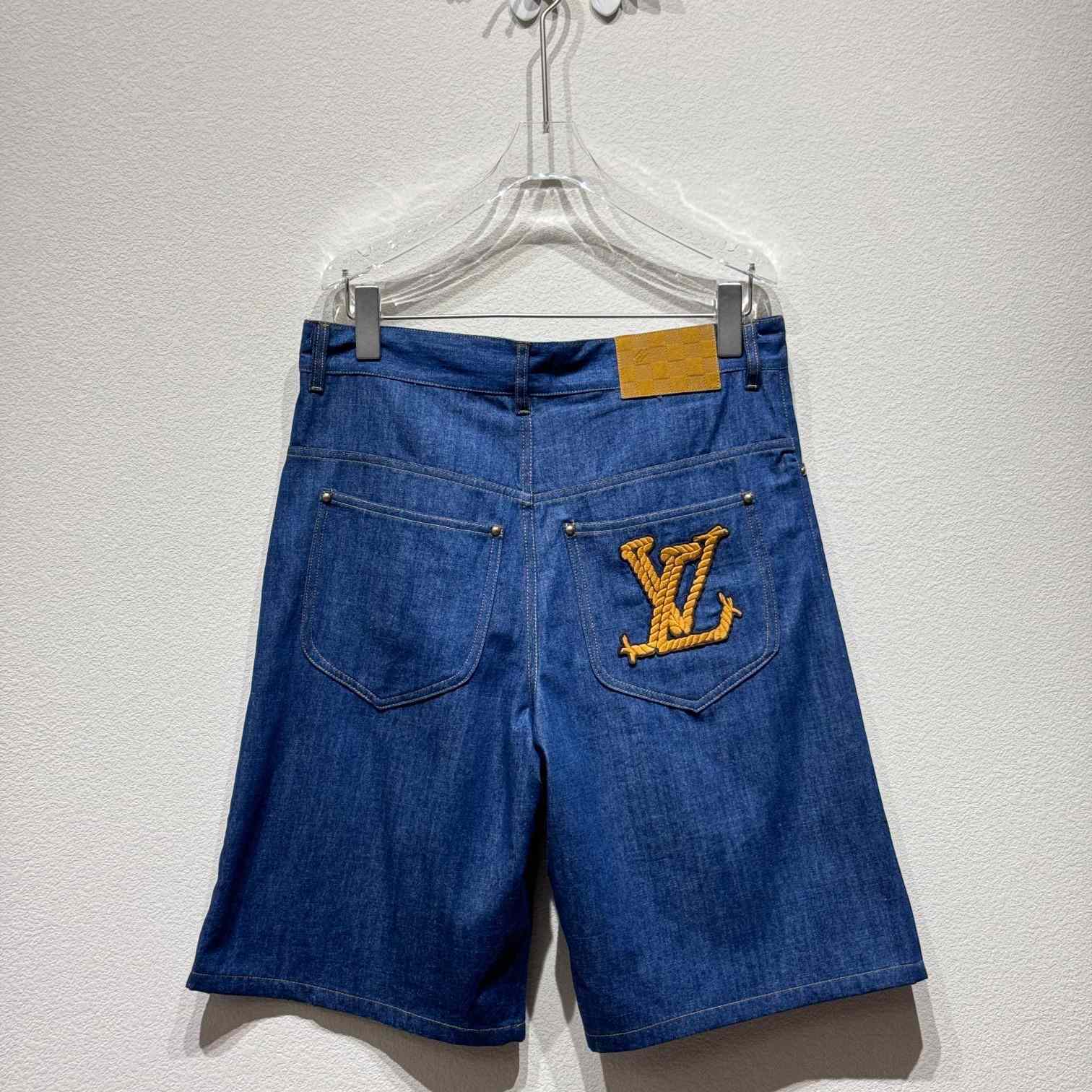 Louis Vuitton Cotton Chambray Shorts  1AFX83 - DesignerGu