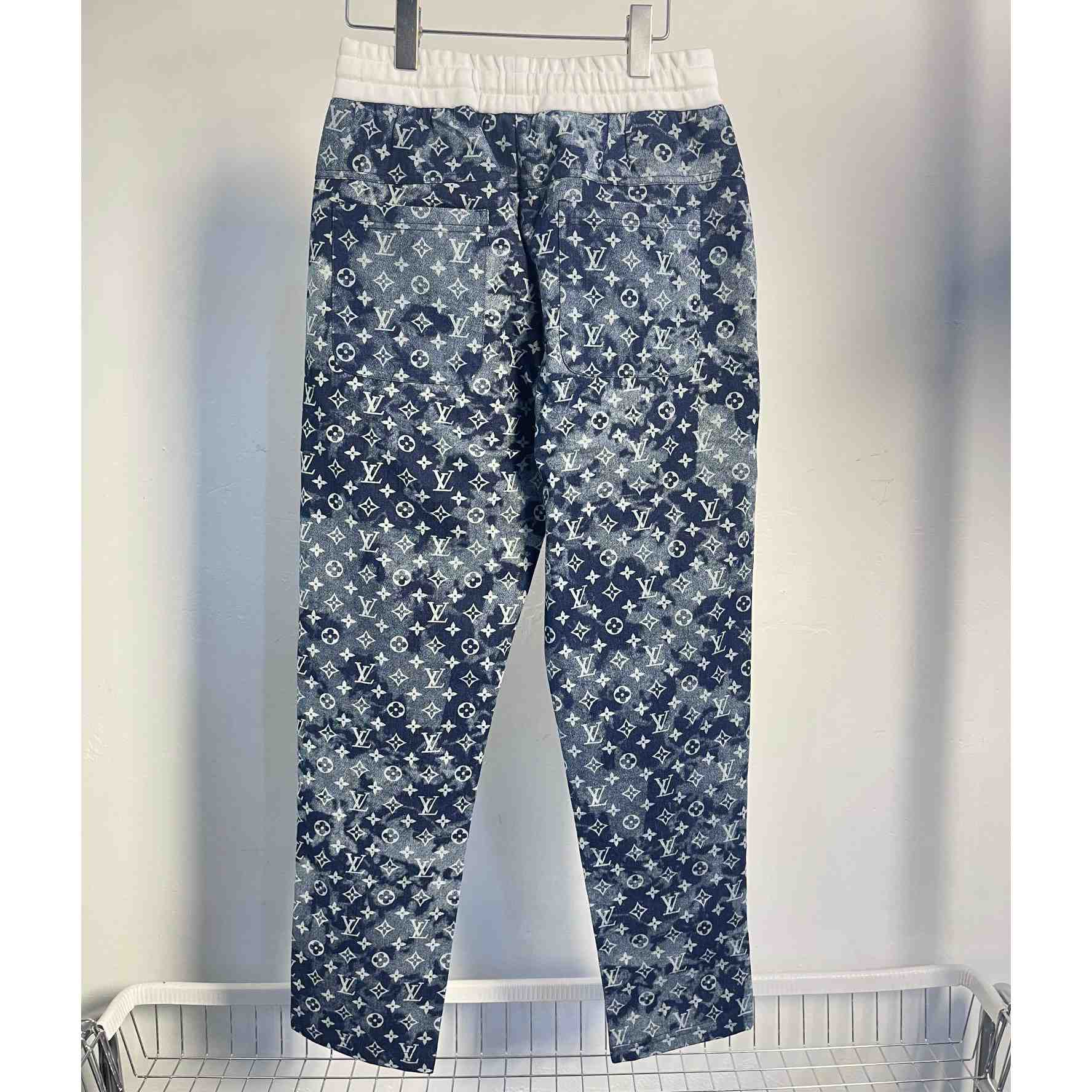 Louis Vuitton Monogram Trackpants    - DesignerGu