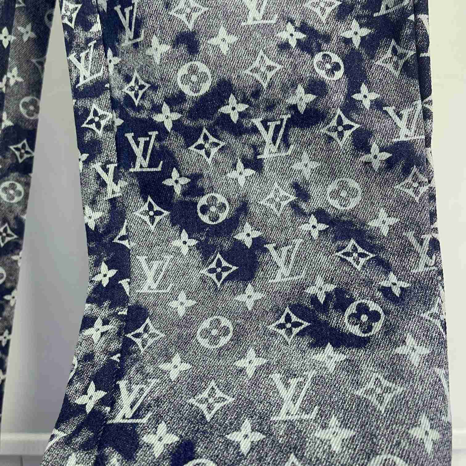 Louis Vuitton Monogram Trackpants    - DesignerGu