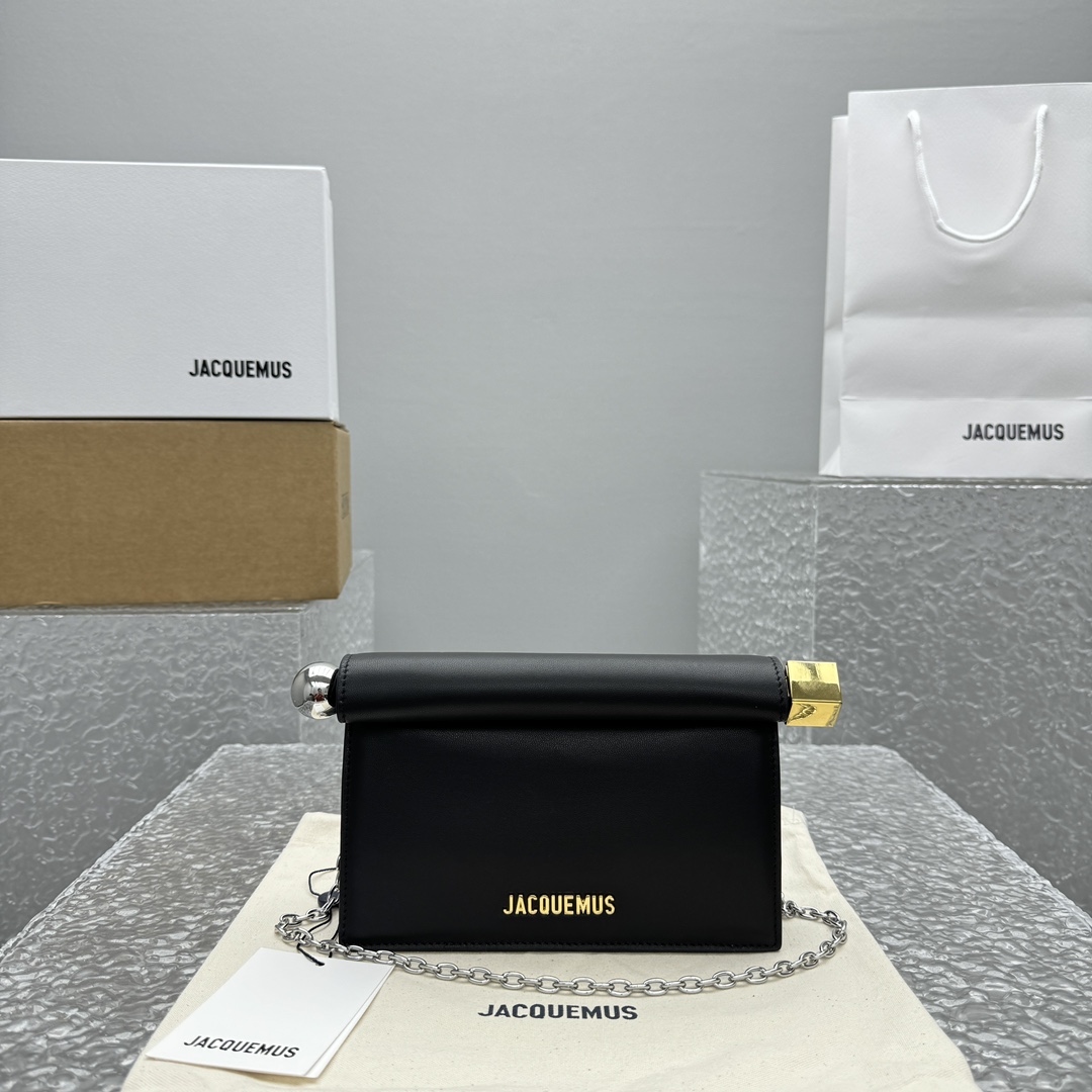 Jacquemus La Petite Pochette Rond Carré Cross Body Bag (20×7×14cm) - DesignerGu