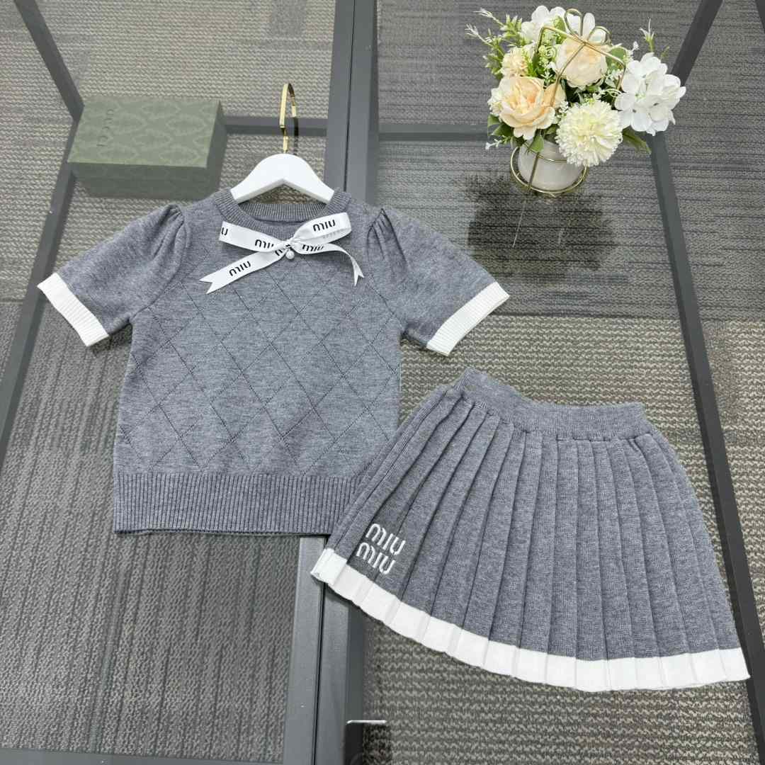 Miu Miu Kids Tee & skirts - DesignerGu