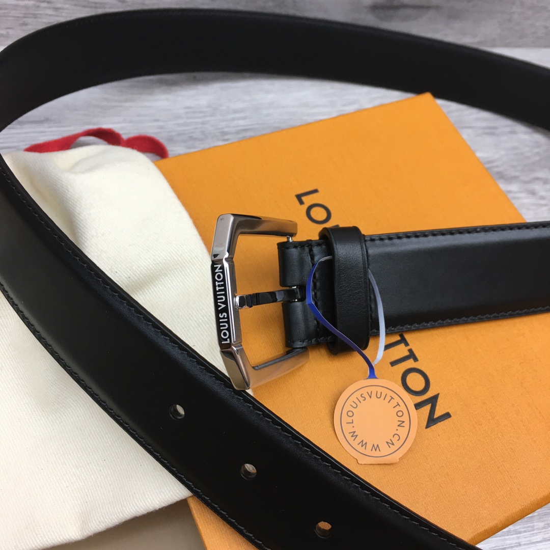 Louis Vuitton 35mm Leather Belt - DesignerGu