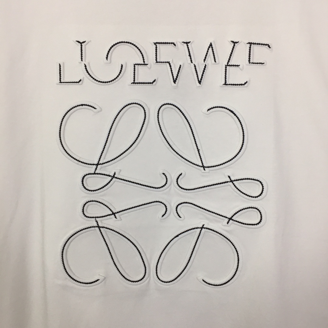 Loewe Anagram T-shirt In Cotton - DesignerGu