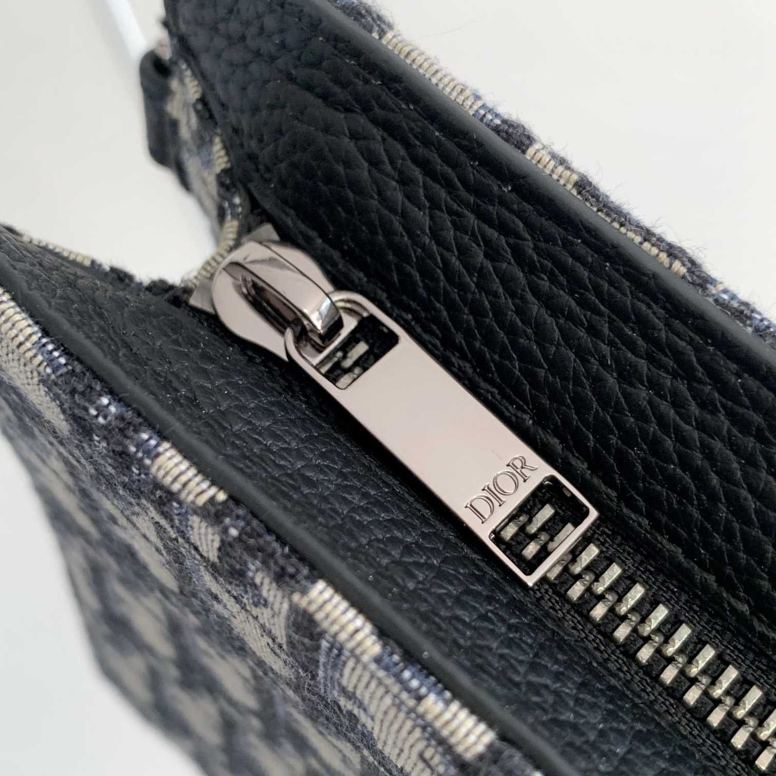 Dior A5 Triangle Pouch - DesignerGu