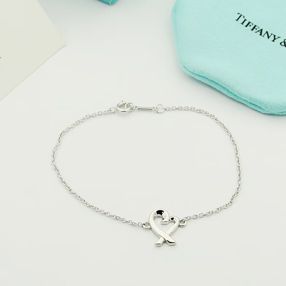 Tiffany & Co. Paloma Picasso Loving Heart Bracelet - DesignerGu