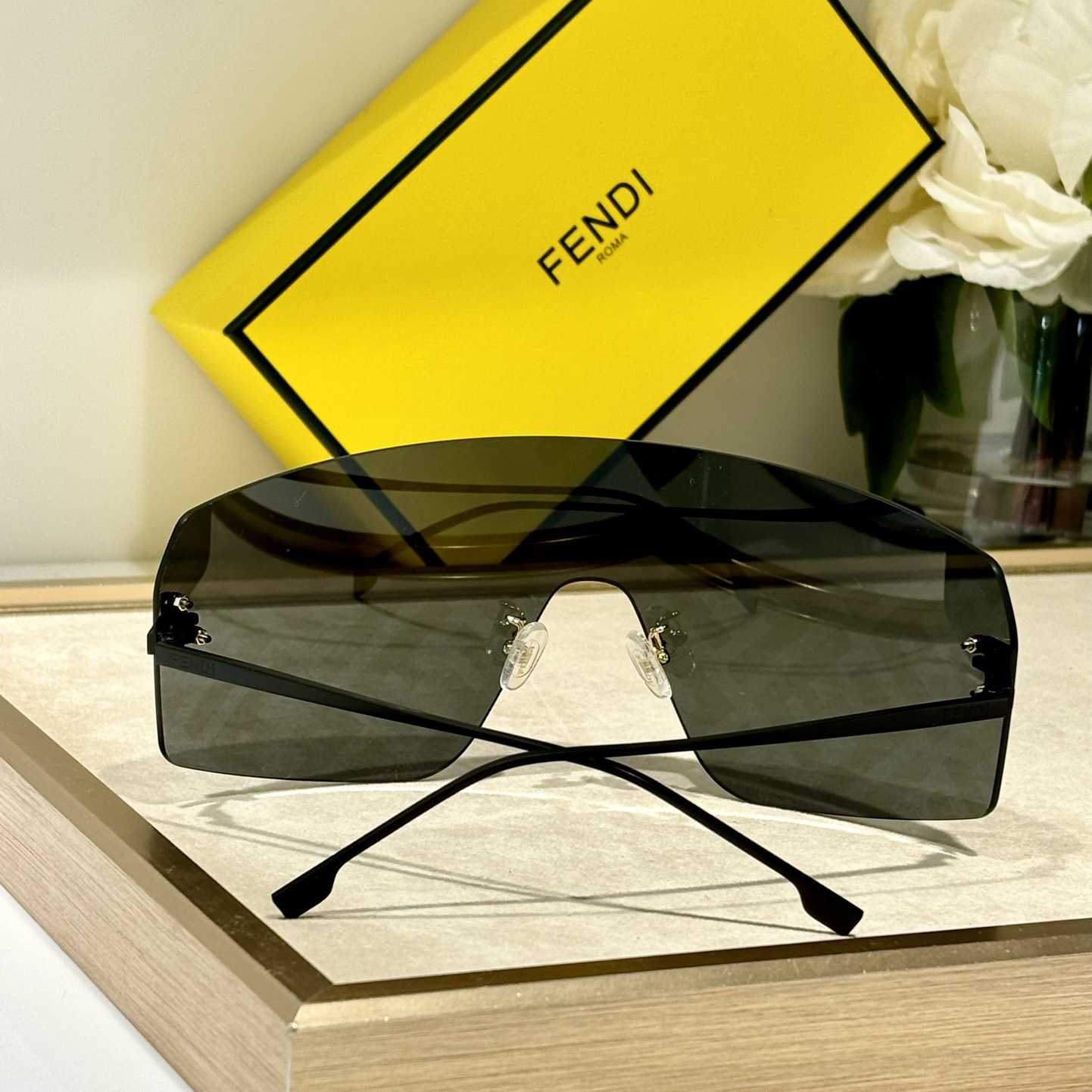 Fendi First Crystal Sunglasses    FE4121U - DesignerGu