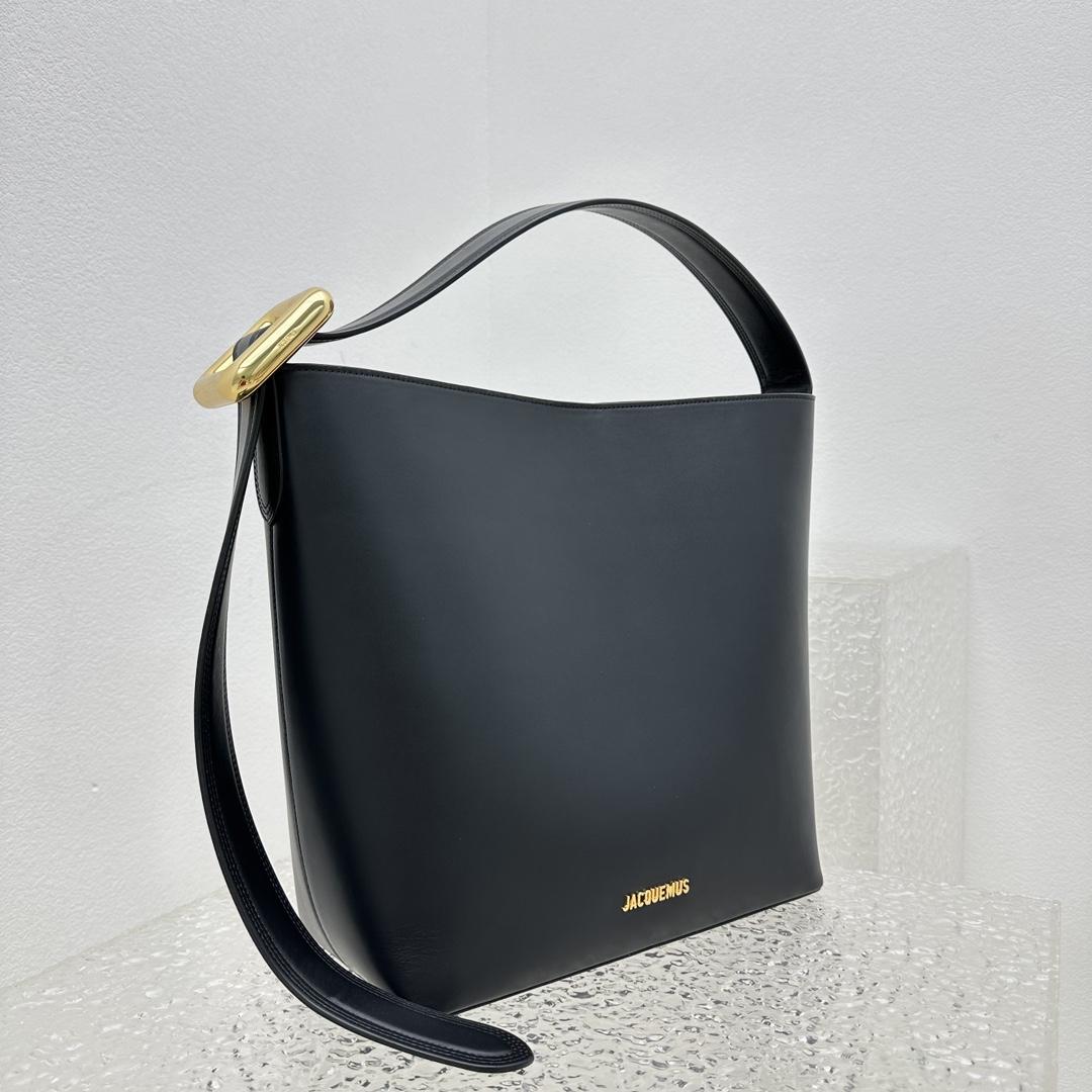 Jacquemus Le Regalo Leather Bucket Bag (30x33x14cm) - DesignerGu