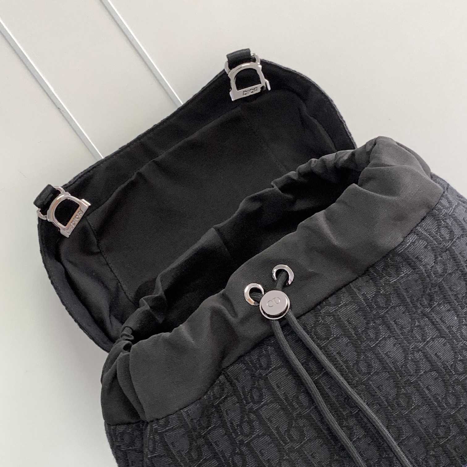 Dior 8 Backpack With Flap - DesignerGu