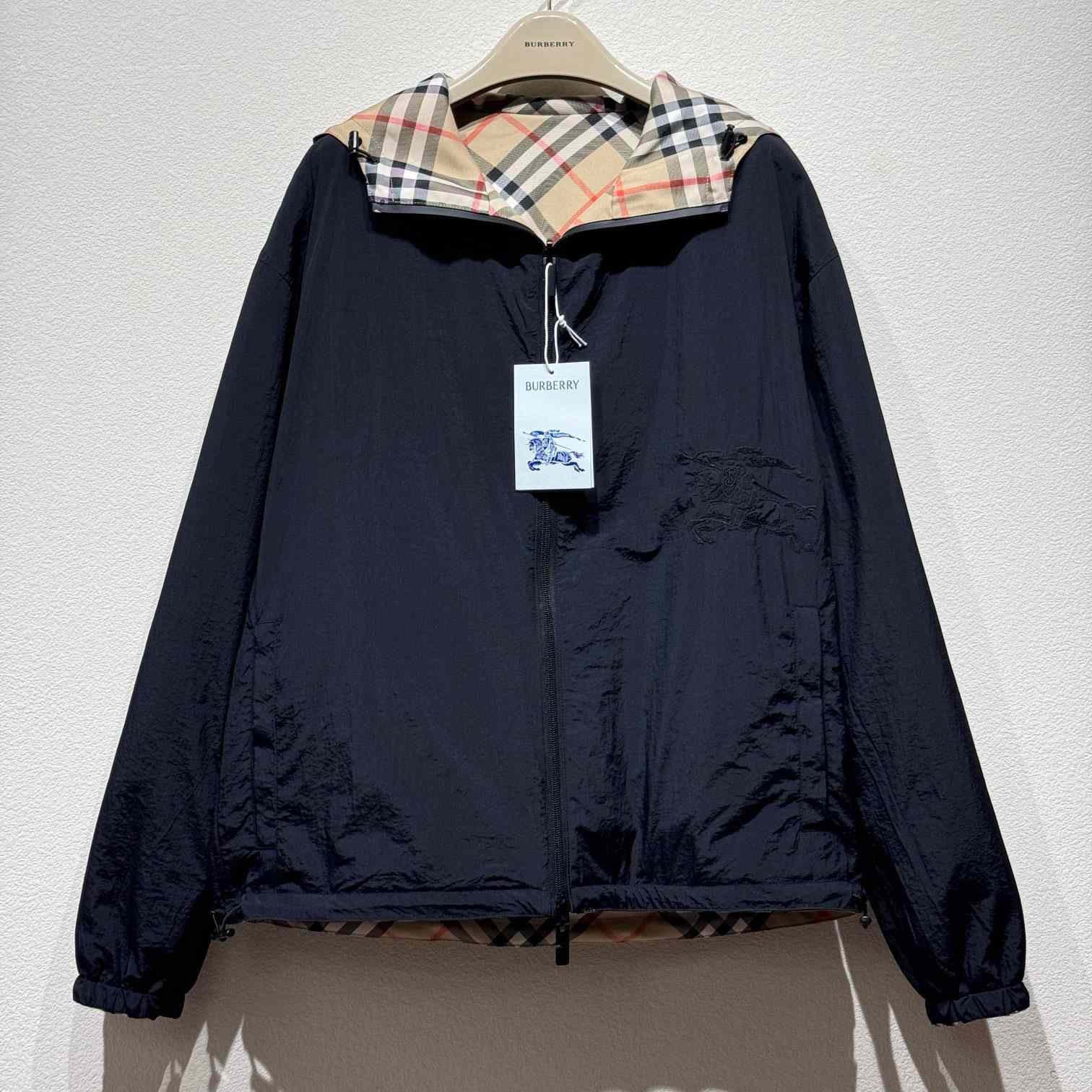 Burberry Cropped Reversible Check Jacket - DesignerGu