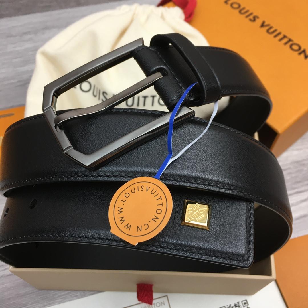 Louis Vuitton 35mm Leather Belt - DesignerGu